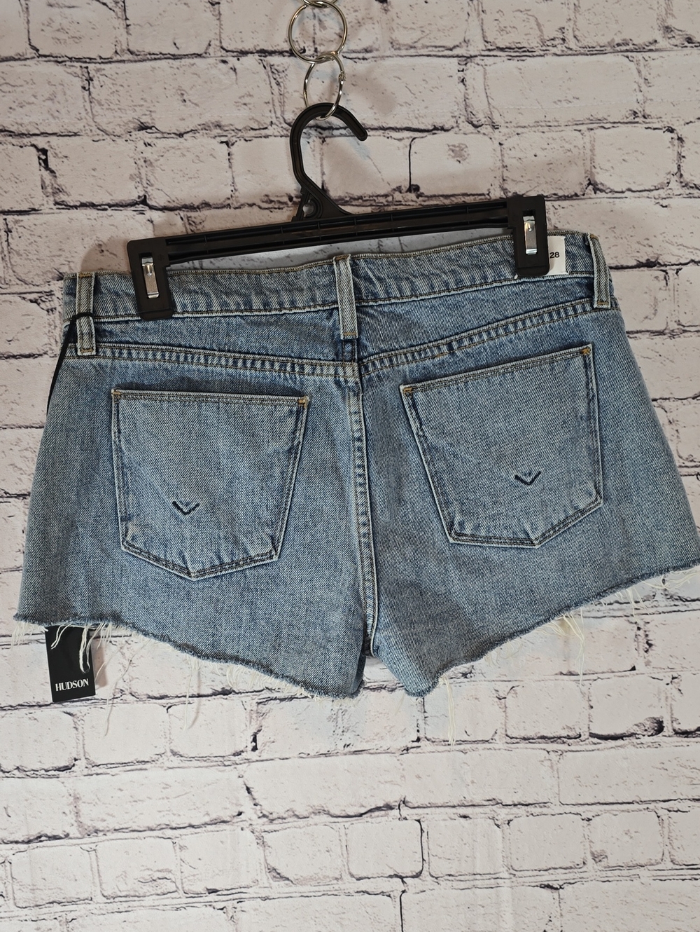 Hudson Jeans 'Kenzie' Cut Off Denim Shorts with Black Studded Front Size 28 NWOT - Picture 10 of 13